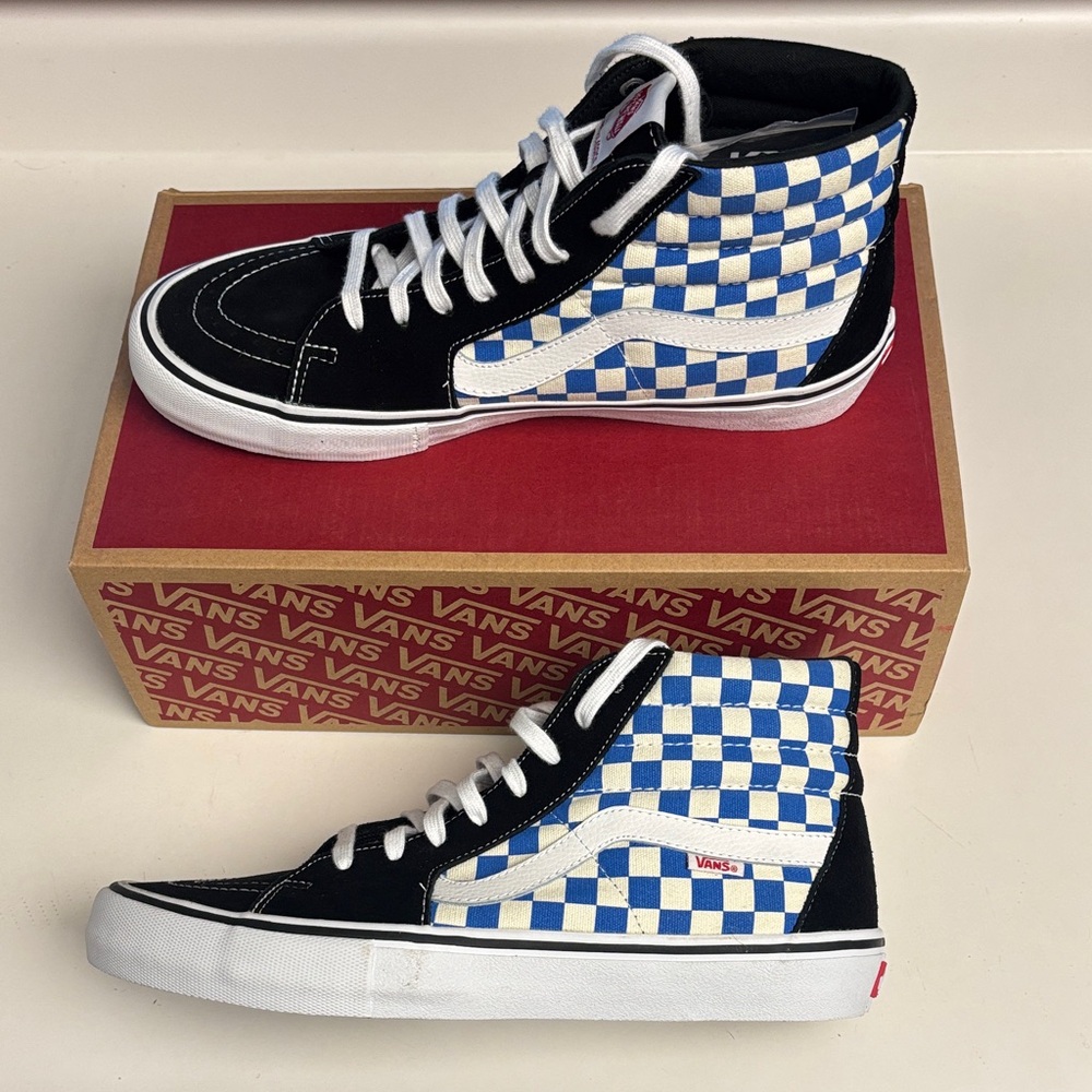 Vans Sk8 hi shoes. Ultra Cush. Size 12. New in box.
